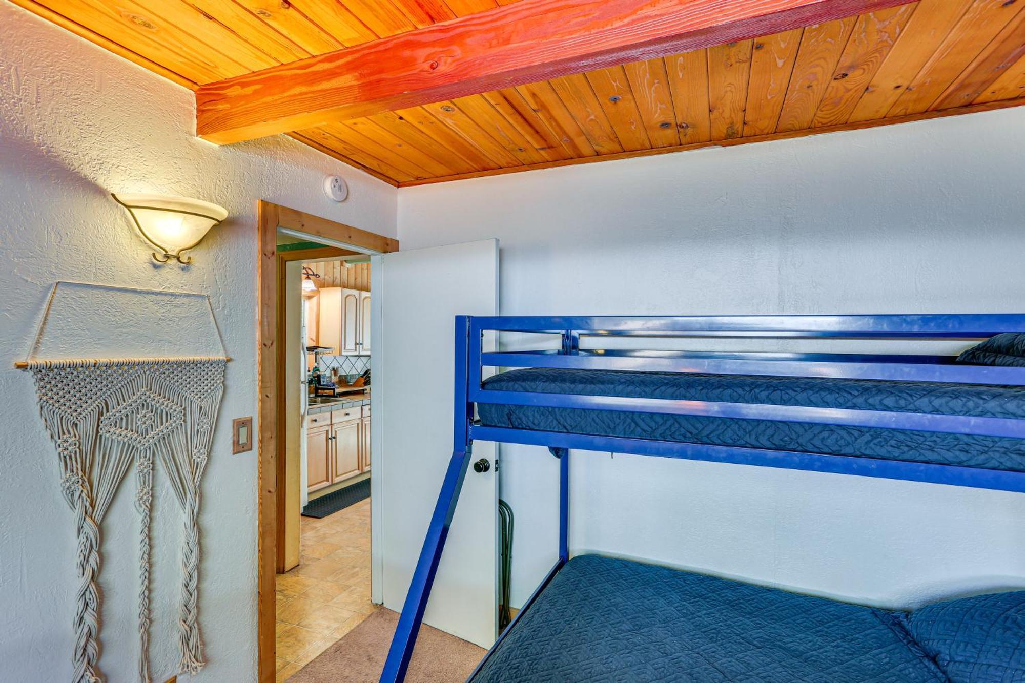 Big Bear Lake Cabin About 1 Mi To Snow Summitandbig Bear Villa Екстериор снимка